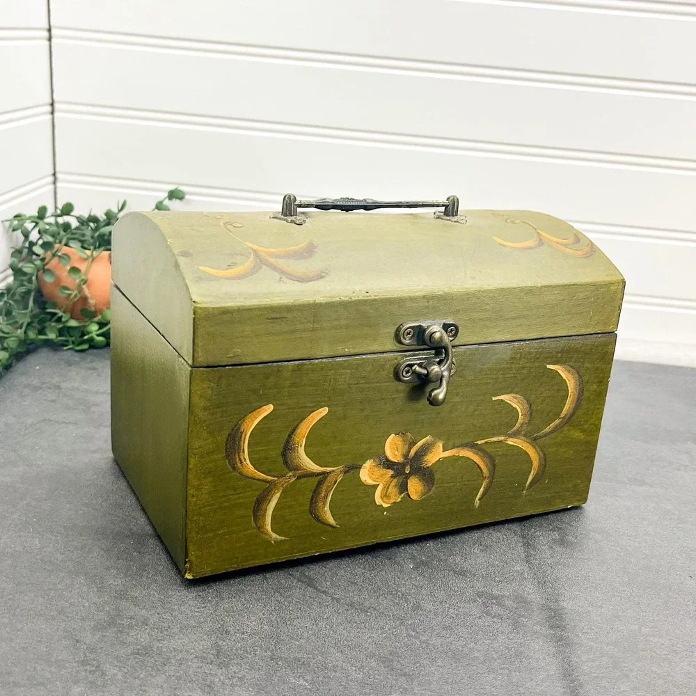 Vintage Green Wooden Jewelry Box:‎ Hand Painted Floral Trinket Storage